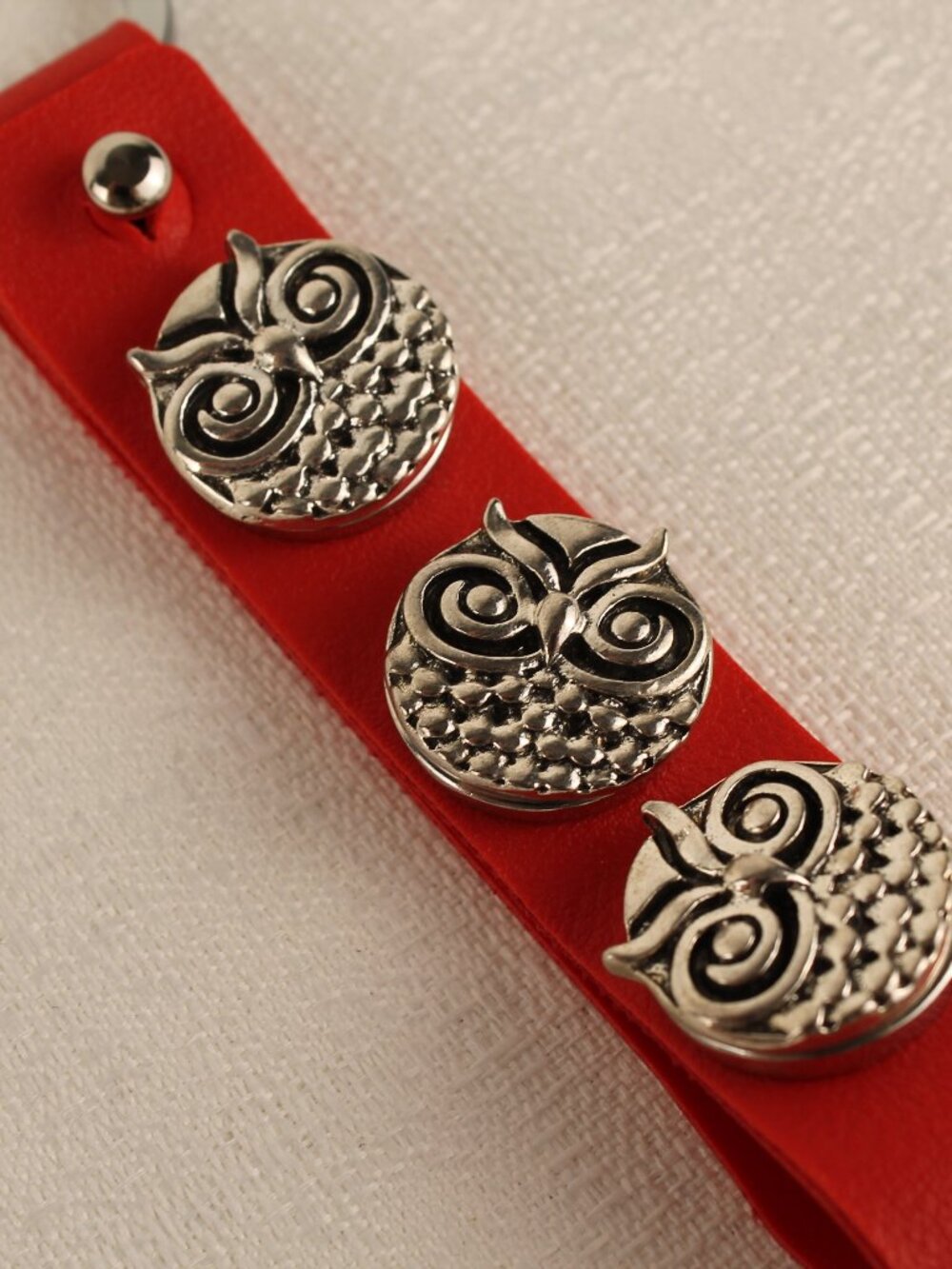 Red Cord Owl Keychain Silver Tone Metal Triple Owl Charm Key Ring Bag Fob
